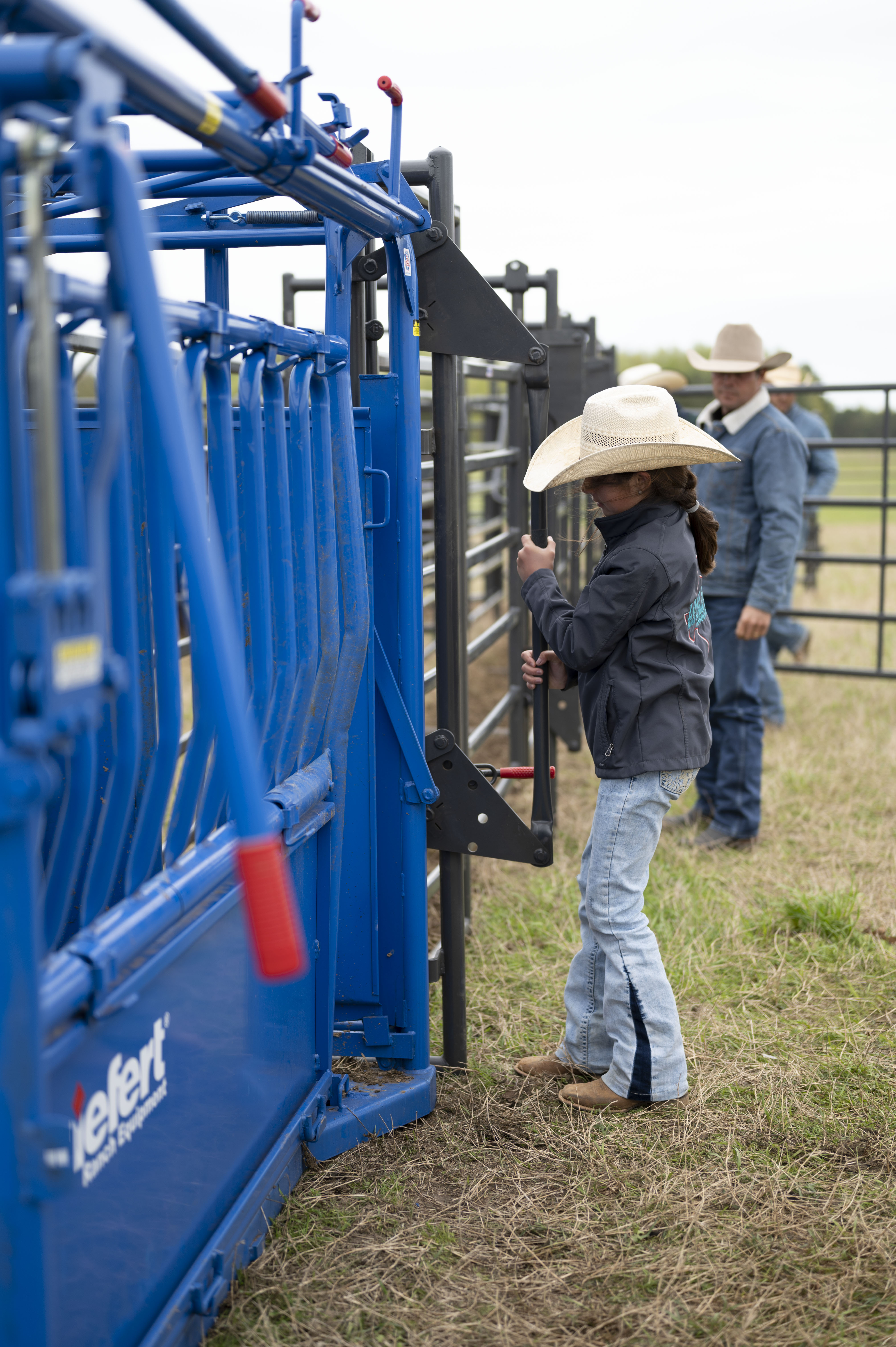 Premier System Adjustable Alley 05.jpg